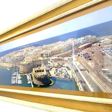 Amare - Centro Storico Apartment *